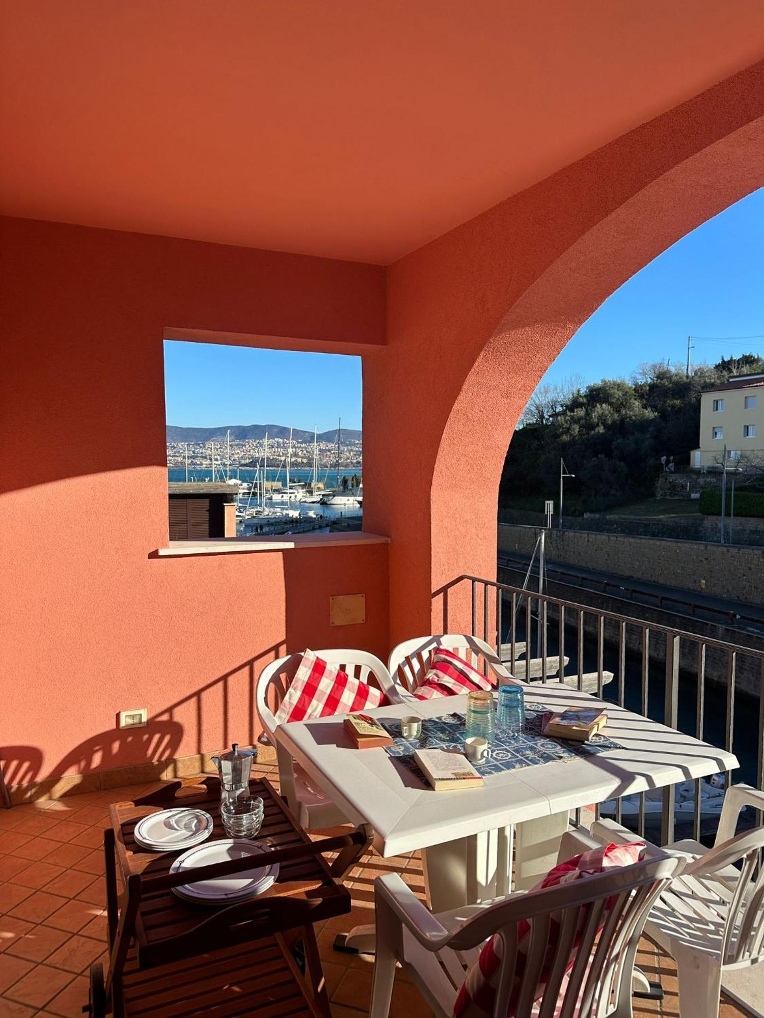 Apartment Giulia Муджа Экстерьер фото